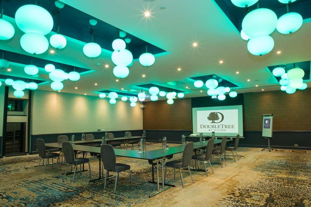 Doubletree By Hilton Reading M4 J10 Winnersh Facilities photo