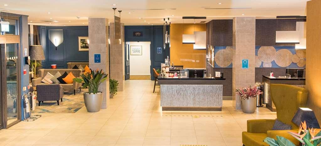 Doubletree By Hilton Reading M4 J10 Winnersh Interior photo